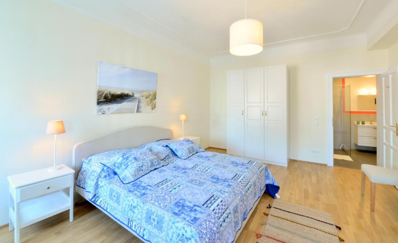 Spacious And Comfy With 3 Bedrooms Viena Exterior foto