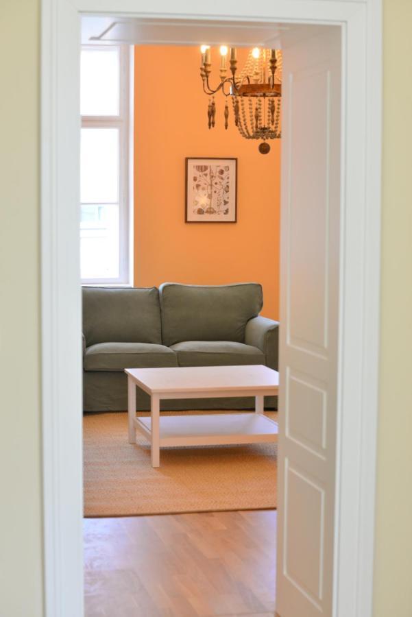 Spacious And Comfy With 3 Bedrooms Viena Exterior foto