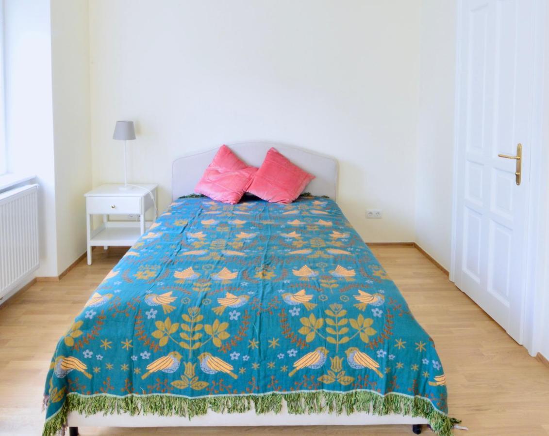 Spacious And Comfy With 3 Bedrooms Viena Exterior foto