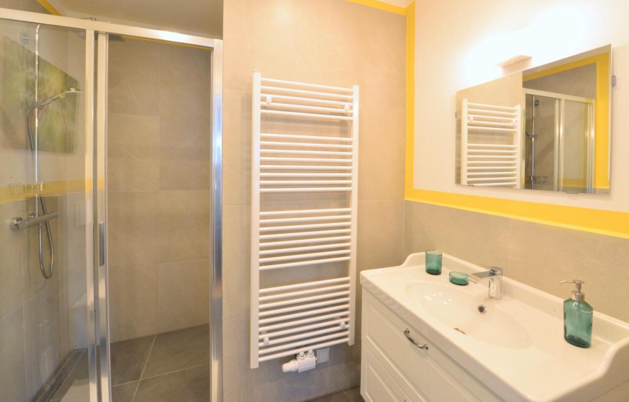 Spacious And Comfy With 3 Bedrooms Viena Exterior foto