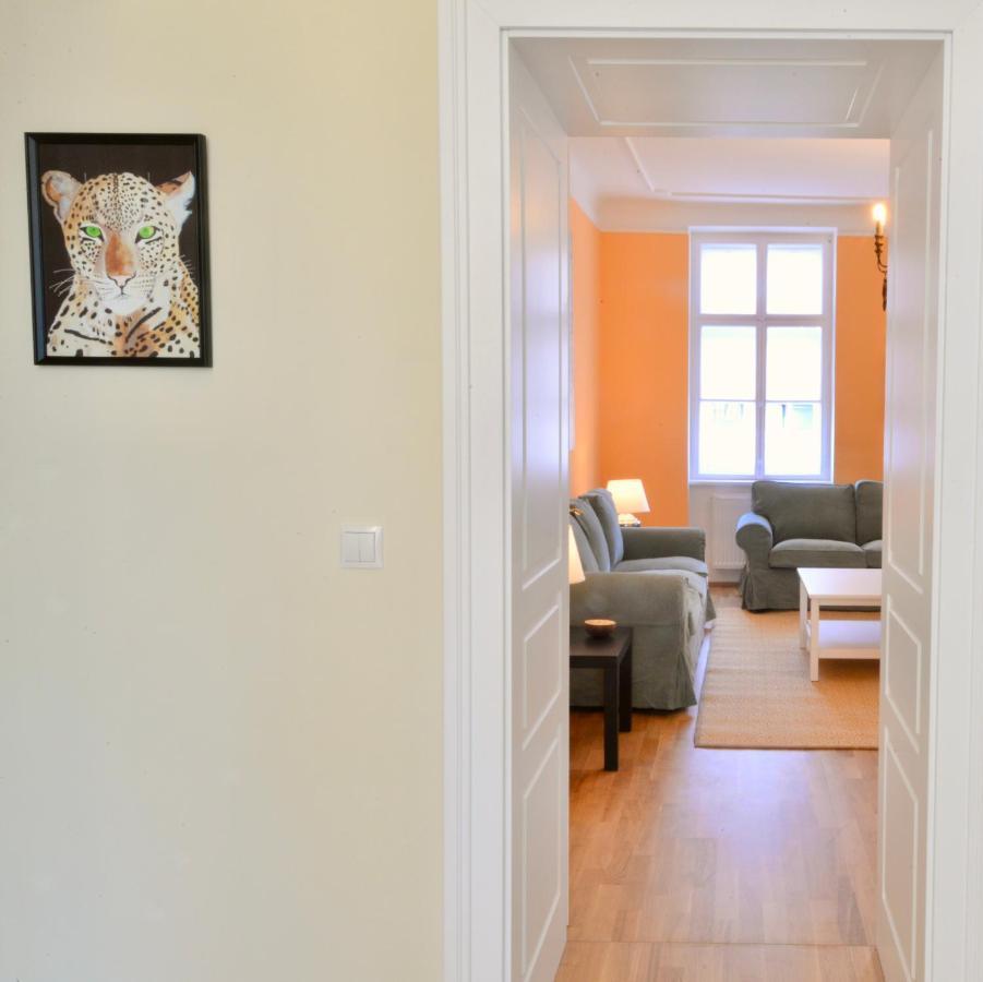 Spacious And Comfy With 3 Bedrooms Viena Exterior foto